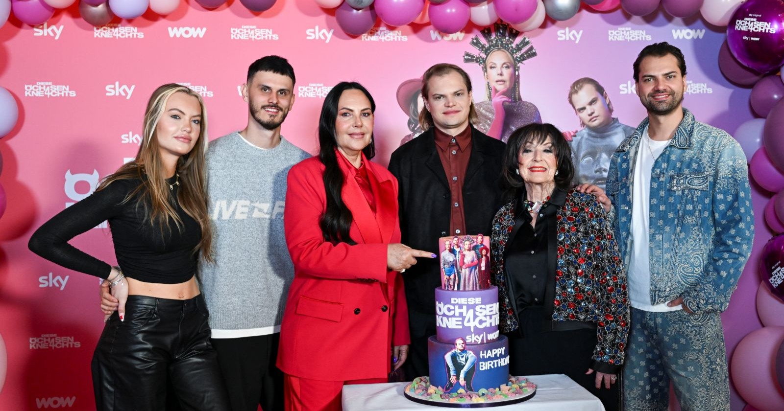 „Diese Ochsenknechts“: Natascha Ochsenknecht feiert mit ihrer Familie die Premiere der fünften Staffel der Reality-Serie bei Sky und WOW.