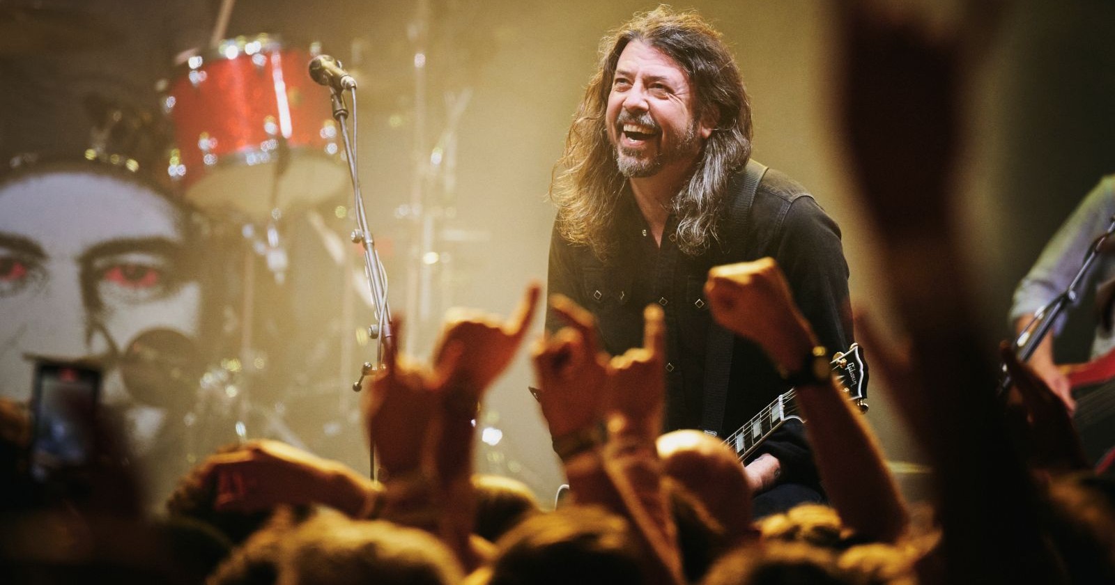 Dave Grohl von den Foo-Fighters während eines Konzertes