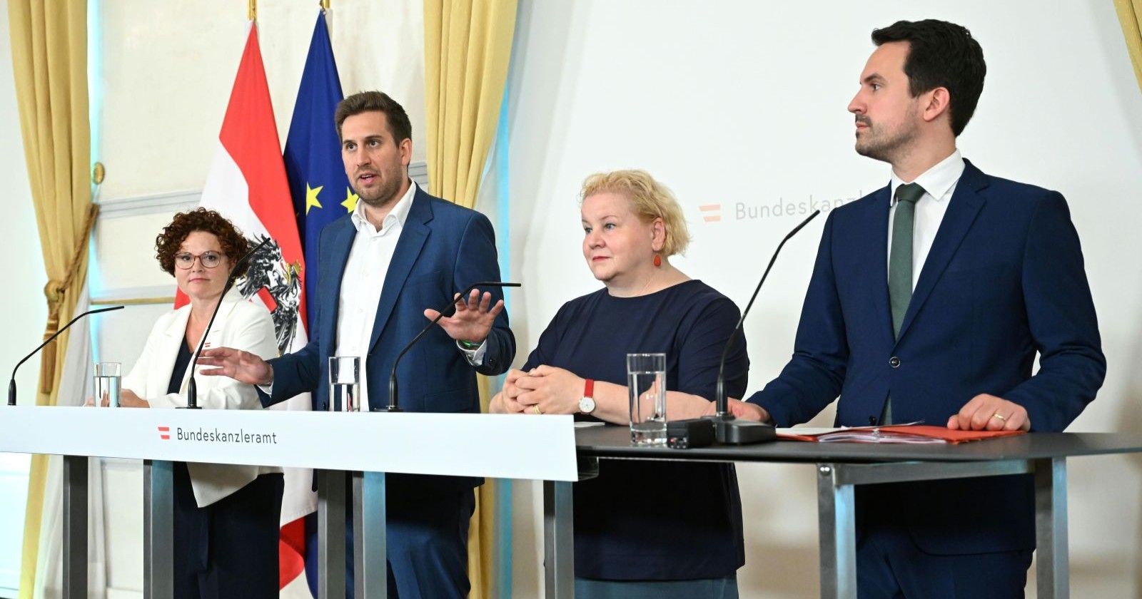 Regierungsmitglieder im Bundeskanzleramt bei der Präsentation der neuen Gesundheits- und Staatsreform