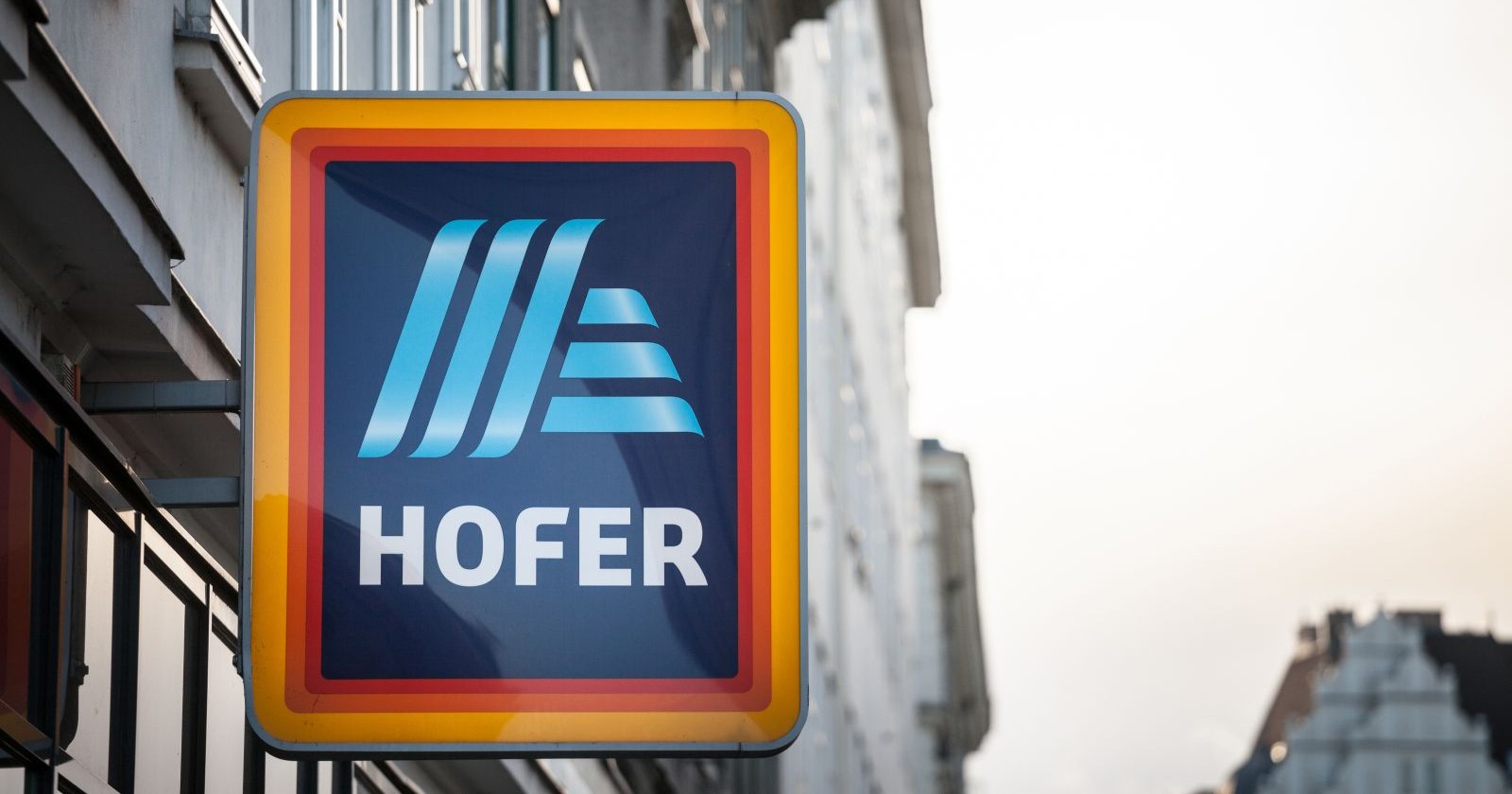 Hofer Filiale Logo Österreich Onlineshop Relaunch Einkauf 2026