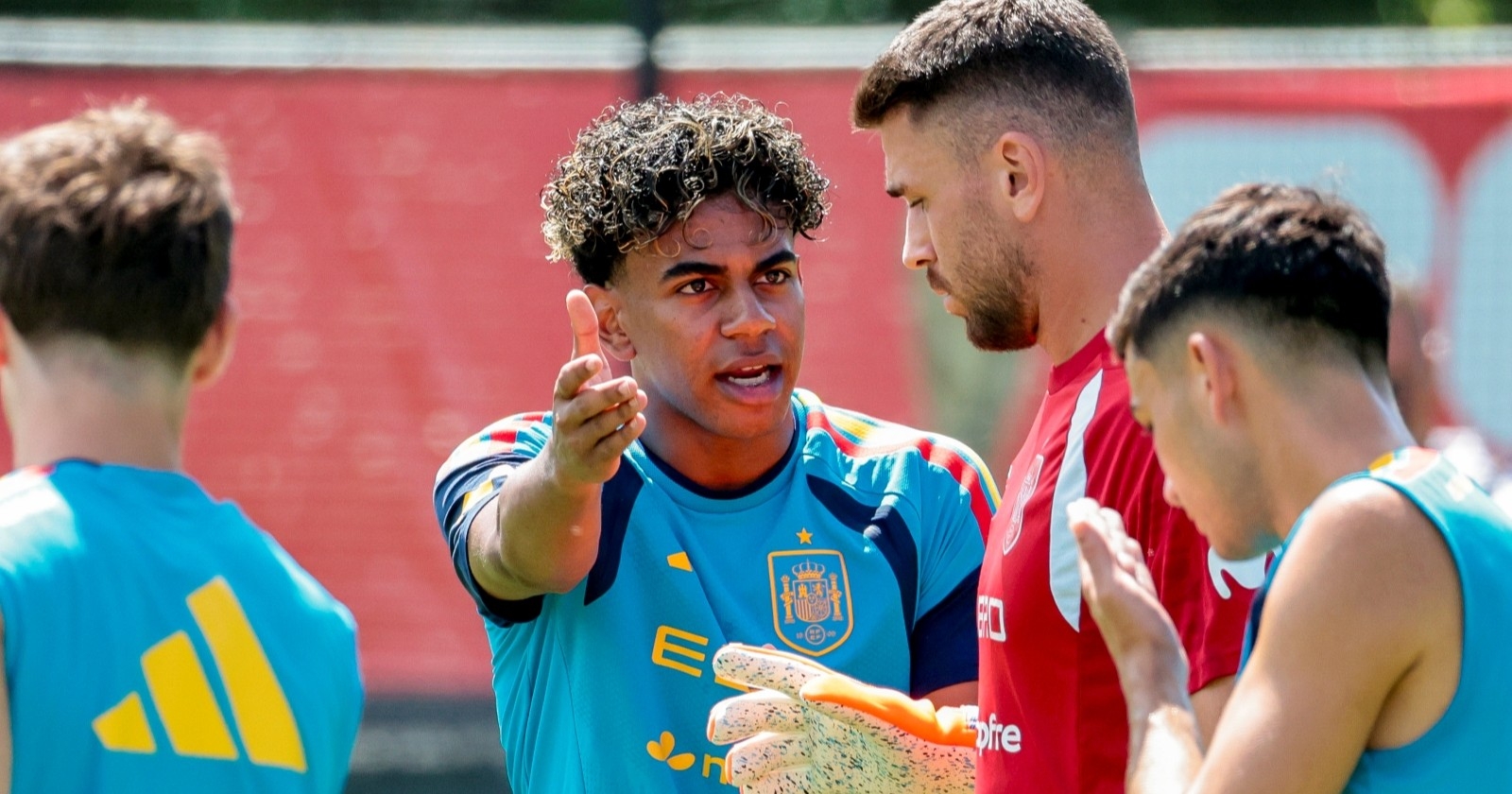 Lamine Yamal im Training vor dem Duell gegen Österreich.