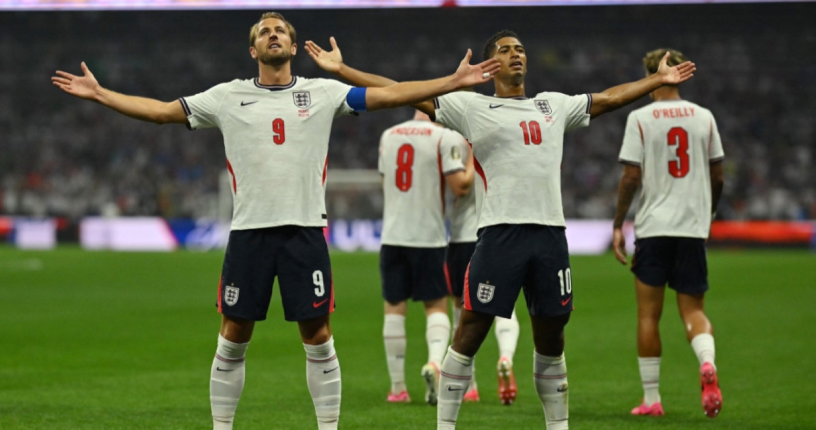 Mexiko vs. England: Kane und Bellingham jubeln.