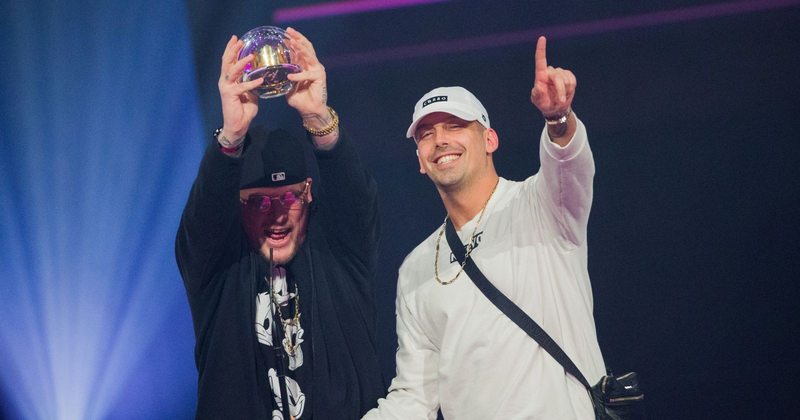 Palmen aus Plastik-Tour 2026: RAF Camora und Bonez MC kündigen ihr großes Comeback an und feiern das zehnjährige Jubiläum ihres Erfolgsalbums mit einer gemeinsamen Arena-Tour.