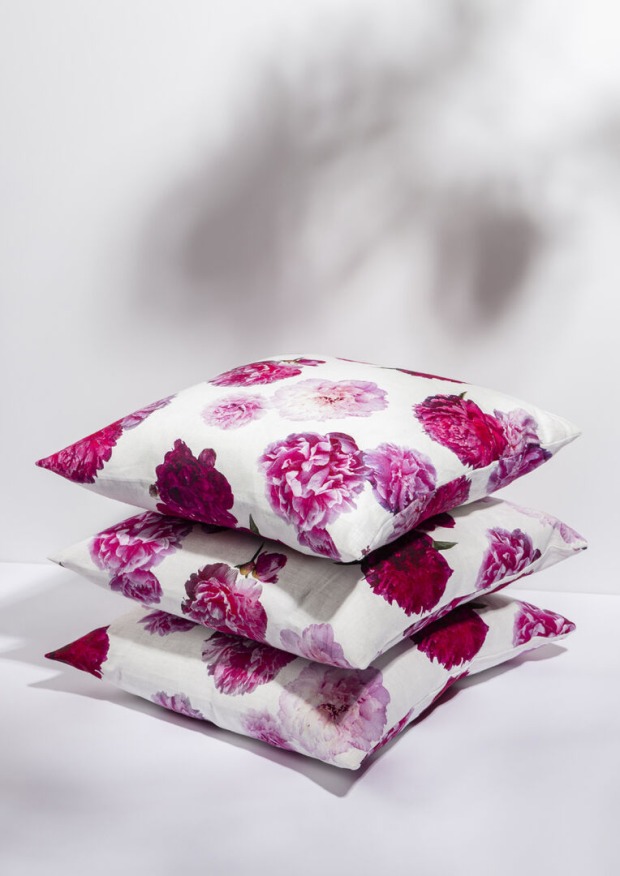 FLOWERS IN BED
