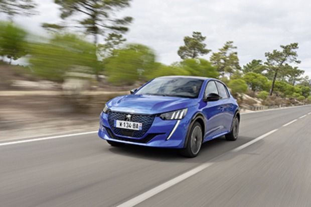 Peugeot e-208