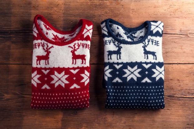 Christmas-Outfit | Credit: iStock.com/Halfpoint