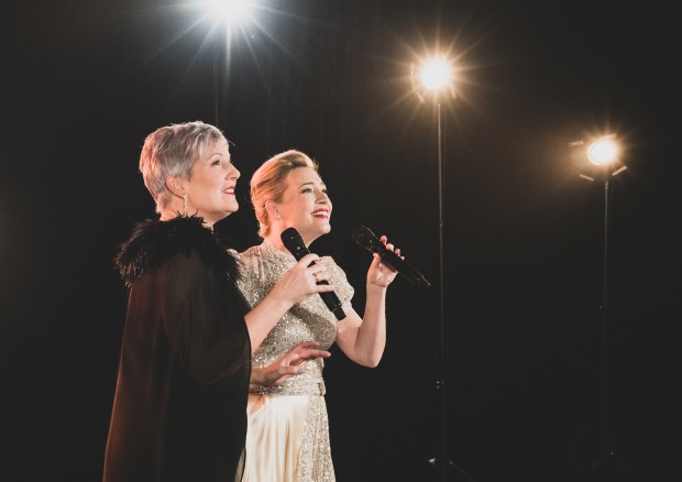 Carin Filipcic und Wietske van Tongeren