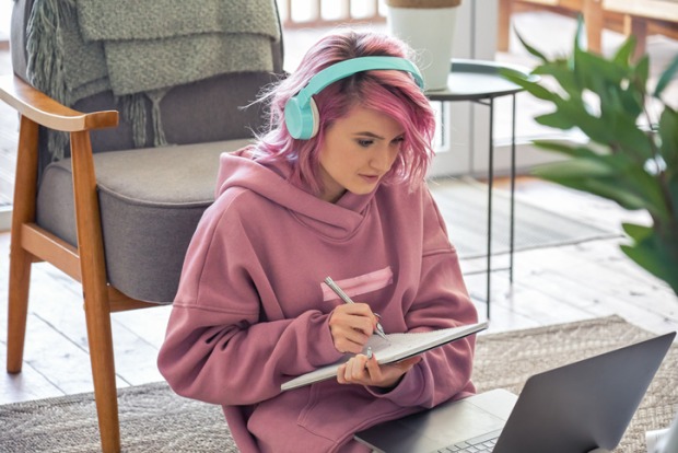 Distance Learning | Credit: iStock.com/insta_photos