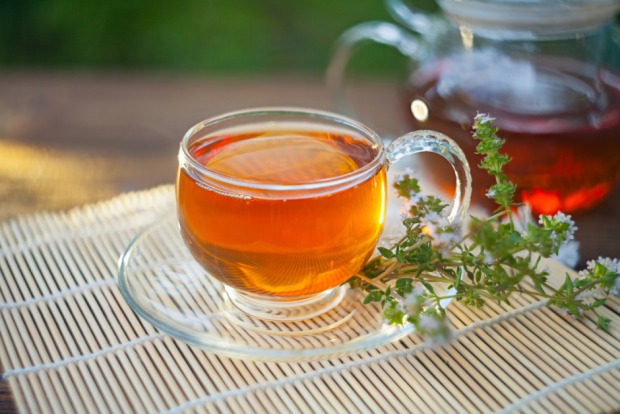 Weißer Tee | Credit: iStock.com/Solstizia