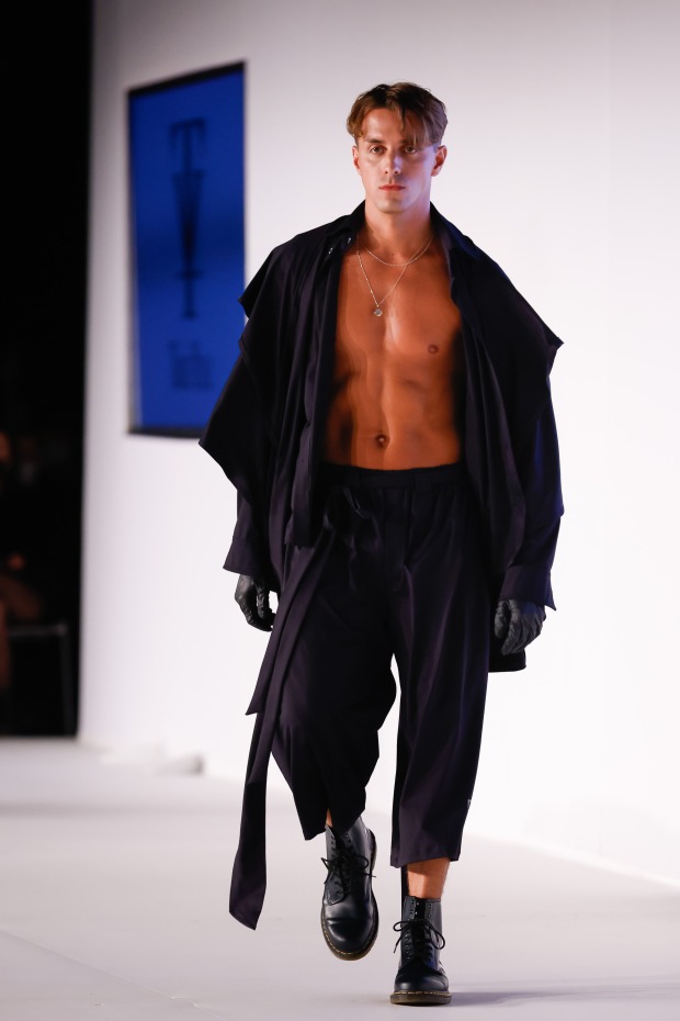 Model am Laufsteg