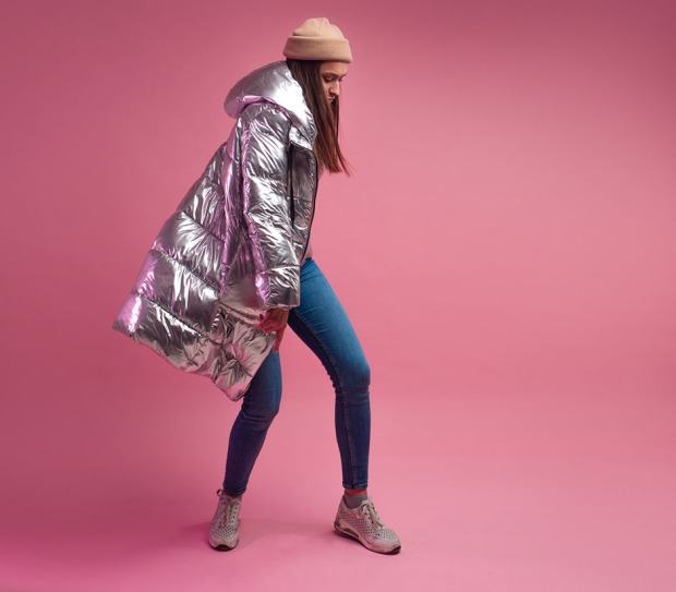 Puffer Jacket für Damen in Übergröße und -länge | Credit: iStock.com/KrisCole
