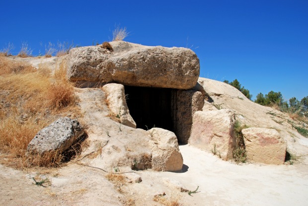Dolmenstätte | Credit: iStock.com/ CaronB