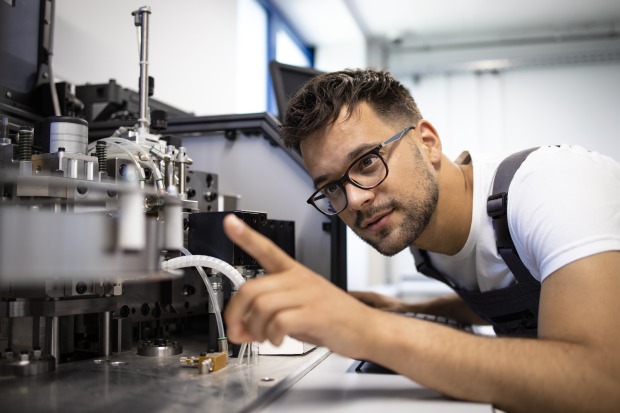 Techniker | Credit: iStockphoto/Smederevac