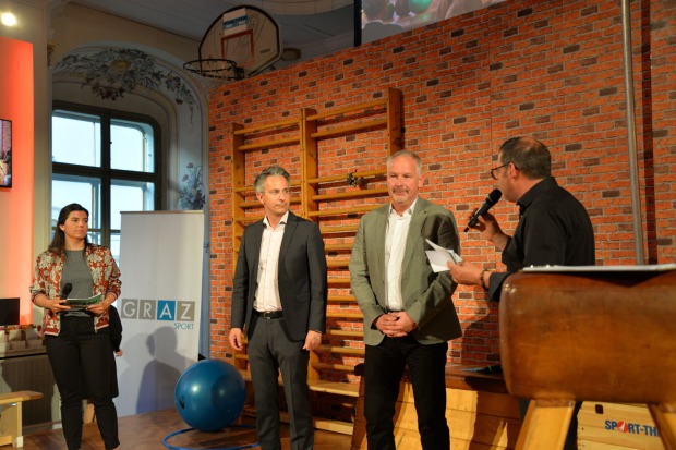 Hohensinner und Rajakovics