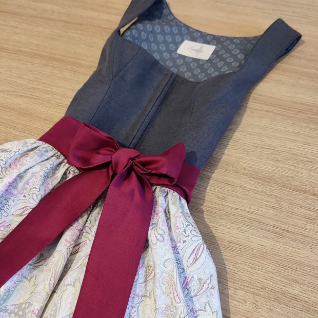 Dirndl Wals | Credit: Anna Langwallner Einzelstück