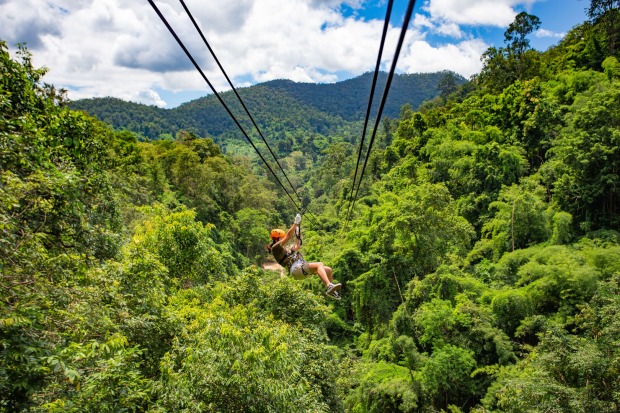 Teenager lieben Abenteuer | Credit: iStock.com/Wattanapong plymat