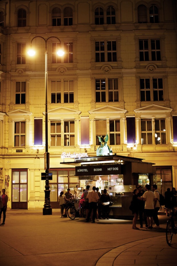Bitzinger bei der Albertina I Credit: Wien Tourismus/Peter Rigaud