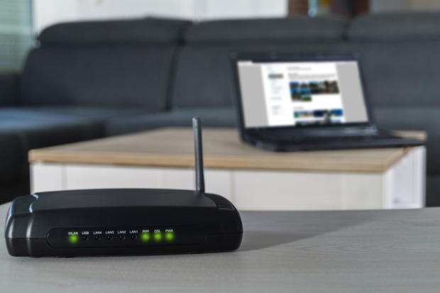 WLAN-Router | Credit: iStock.com/Jens Domschky