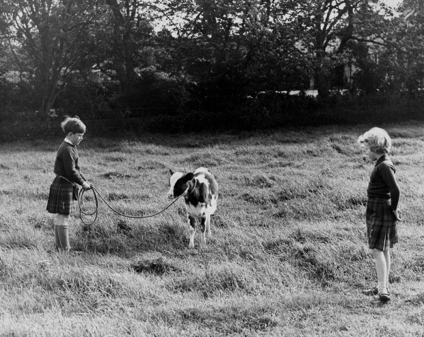 Charles III. mit seiner Schwester Anne, 1957