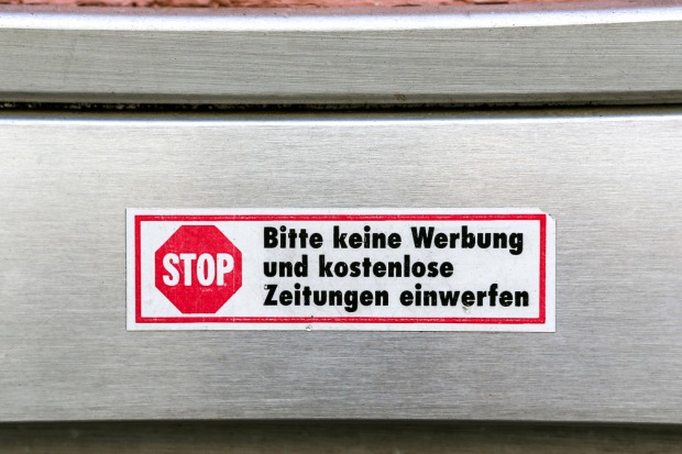 "Keine Werbung"-Pickerl an Briefkasten | Credit: Ernst Weingartner / Weingartner-Foto / picturedesk.com