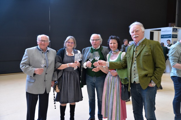 Gäste bei der steirischen Weinpräsentation