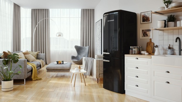 Retro-Kühlschrank im Stil der 1950er-Jahre in Schwarz | Credit: Hisense Gorenje Austria GmbH