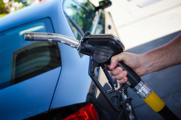 Tankstelle: Zapfsäule zum Tanken eines Autos.