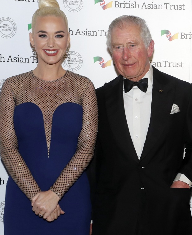 Sängerin Katy Perry und König Charles bei einer Veranstaltung | Credit: Kirsty Wigglesworth / PA / picturedesk.com
