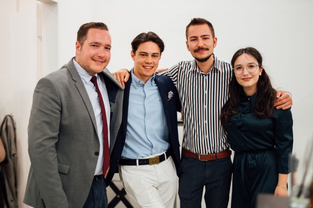 Alessandro Lenz (GL Kmenta &amp; Partner Immobilienmakler GmbH ), Raphael Sturm (Studiomanager See Atelier) Filmer Jonathan Engel &amp; Paula Engel (Enjo International)