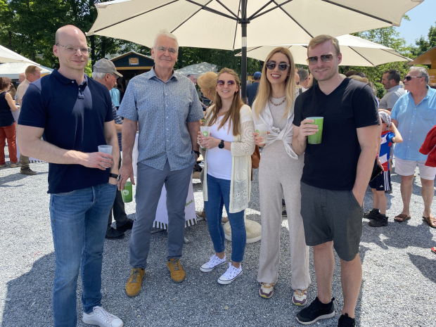 Besucher am Gartenfest in Gleisdorf