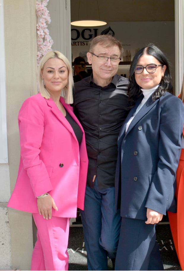 Sanela Bogdanovic mit Papa Nesa und Schwester Lidija.