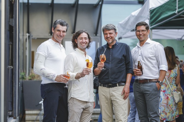 Architekt Jürgen Krämer, Dr. Martin von  Sontagh, Bürgermeister Kurt Fischer und Bernd Immler (Profimed)