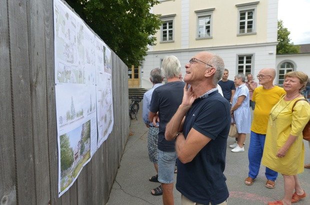 Direkt bei der Häusle-Villa wurden die Pläne für den Park erstmals öffentlich präsentiert.