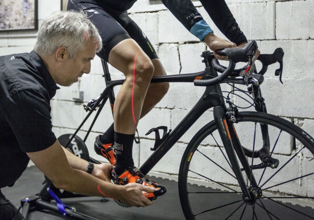 Florian Posch beim Bike-Fitting