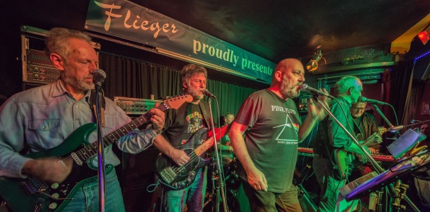 Rock am Rollfeld mit Thin Mother.