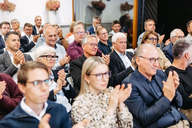 Vortrag zu aktuellen Trends in der Zahnmedizin.