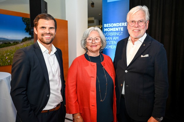 Thomas Widmannn (Hypo Vorarlberg Dornbirn), Inge und Hans-Karl Walser (Walser Fashion- &amp; Lifestyle) (v. li.)