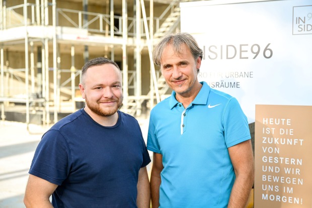 Sebastian Mittelberger und Joze Glarac (Josef Fenster und Türen) (v. li.)