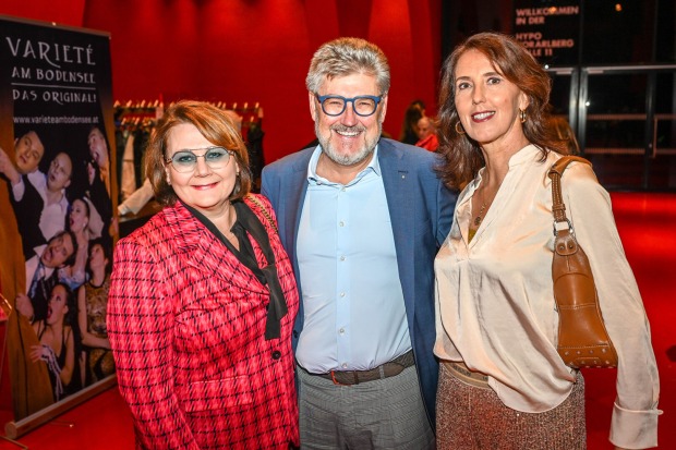 Gabi Narat mit Elke und Martin Feigl