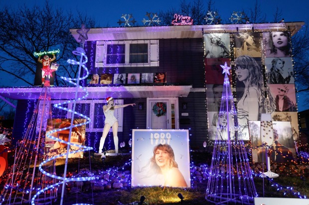 Haus der Scotts geschmückt im Taylor-Swift-Style