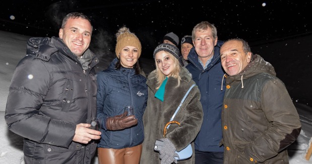 Gruppe im Schnee