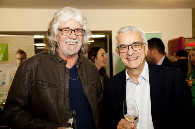 Künstler Rinaldo Loacker und Christof Dünser (Alt-GF VHS Götzis) (v. li.)