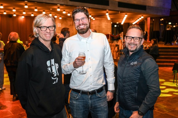 Wolfgang Preuß („wirtschaft“ Dornbirn), Bosse Danielsen (Mohrenbrauerei Dornbirn) und Philipp Wüstner (VO ÜS Limonaden)