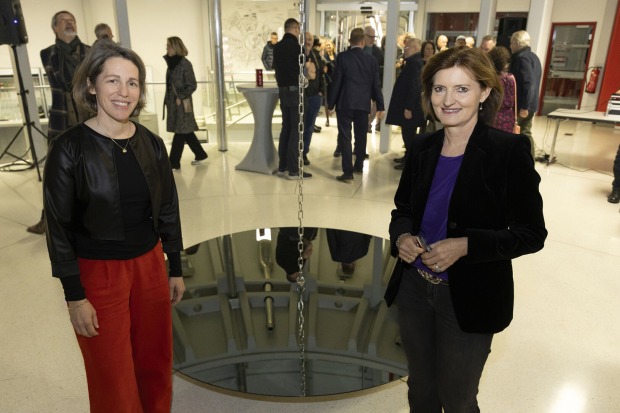 Angelika Simma-Wallinger (Chefredakteurin ORF Vorarlberg) und Jasmin Ölz (Kulturkoordinatorin ORF Vorarlberg) (v. li.)