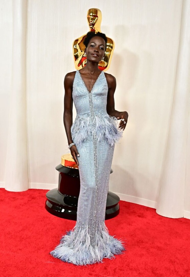 Lupita Nyong'o am Roten Teppich der Oscars 2024