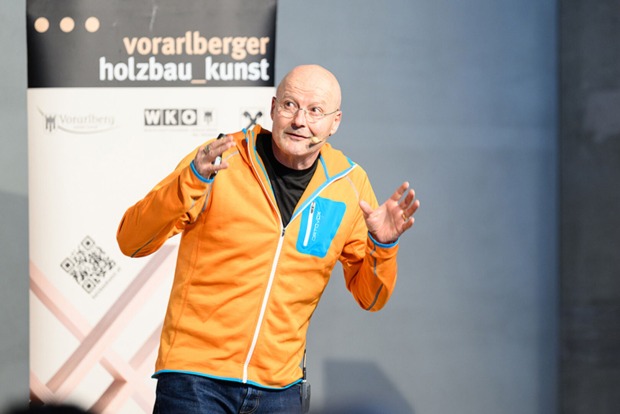 Referent Professor em. Thomas Rohner (Hochschule Biel)