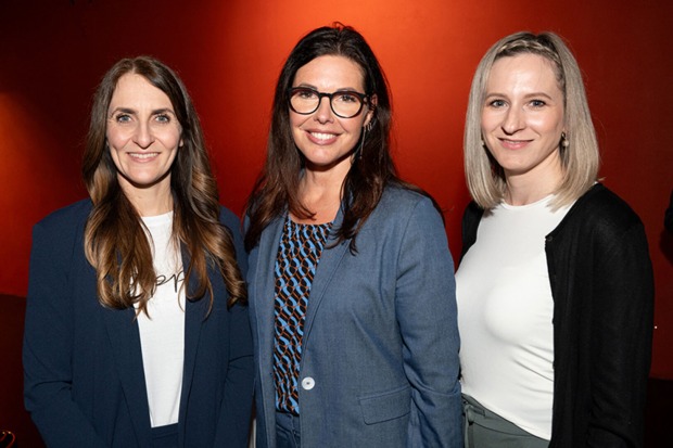 Verena Burtscher (Getzner Textil),  Vize-Bgm. Andrea Mallitsch (Bludenz) und Perrine Getzner (Getzner Textil) (v. li.)