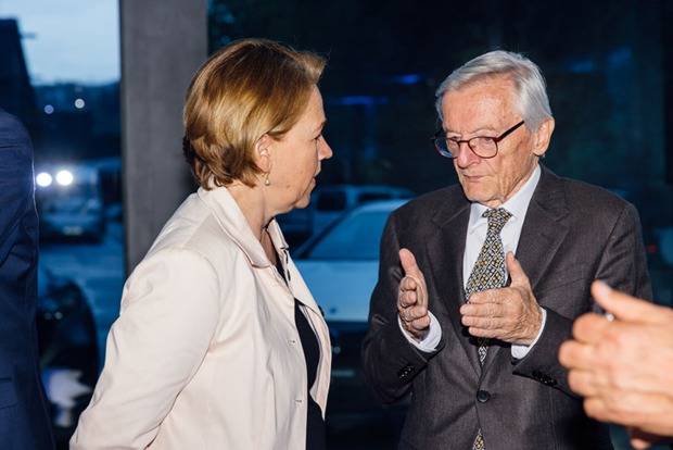 Bgm. Andrea Kaufmann im Gespräch im Alt-Bundeskanzler Wolfgang Schüssel.