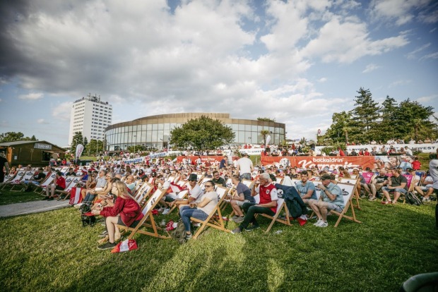 EM Public Viewing Donaulände Linz