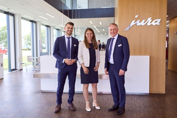 Matthias Konzett (Head of Finance Jura Österreich), Annette Göbel (Verkaufsförderungsleitung Jura Österreich), Andreas Hechenblaikner (GF Jura Österreich)